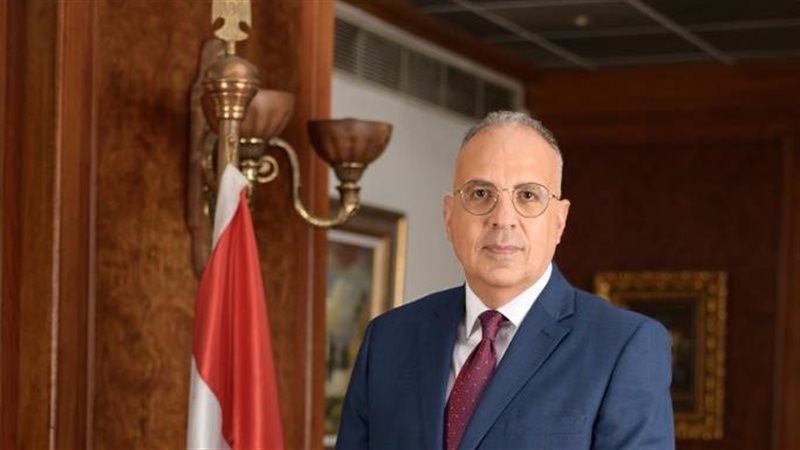 وزير الري الدكتور