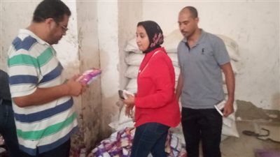 ضبط مصنع تعبئة مواد غذائية بالإسكندرية بدون ترخيص