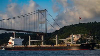 استئناف حركة الملاحة في مضيق البوسفور بتركيا