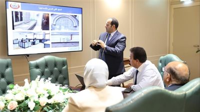 وزير الصحة يوجه بإعداد خطة لزيادة أعداد المعاهد الفنية الصحية لتغطية كافة محافظات الجمهورية