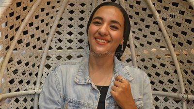 عصفورة الهواء، آية تقفز من ارتفاع 2500 قدم لتتعلم الصبر (فيديو)