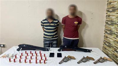 ضبط القائمين على إدارة وكر لتجارة الأسلحة النارية في الدقهلية 