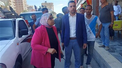 3 حملات لحي العجمي ترفع 504 حالات إشغال طريق (صور) 