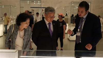 سفير كوريا الجنوبية بالقاهرة يزور المتحف القومي للحضارة 