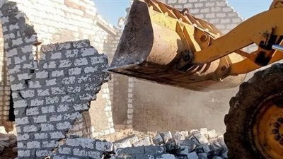 تكثيف حملات إزالة التعديات على الأراضي الزراعية بمراكز المنيا
