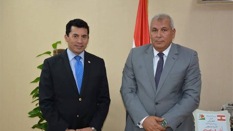 أشرف صبحي والزملوط،