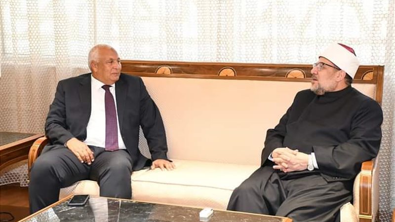 على جمعة ومحافظ الوادي
