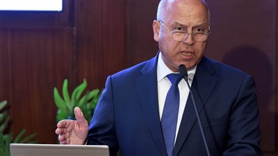 وزير النقل: مفيش سياحة من غير مواصلات جيدة 