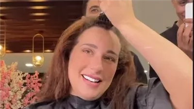 أسما شريف منير تتعرض لهجوم من الجمهور بسبب حلق شعرها