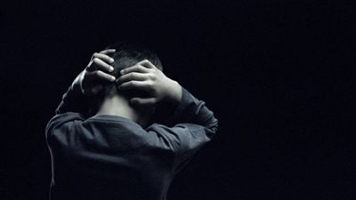 4 أعراض عند ظهورها يجب الذهاب لطبيب نفسي ( فيديو)