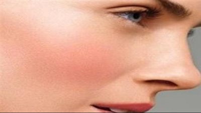 احصلى على شفاة وخدود وردية بمكونين اثنين فقط