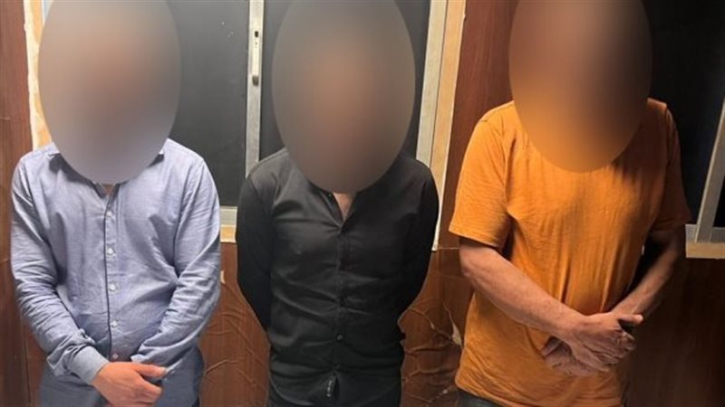 حبس 5 أشخاص من بينهم