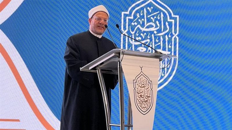 الدكتور شوقي علام