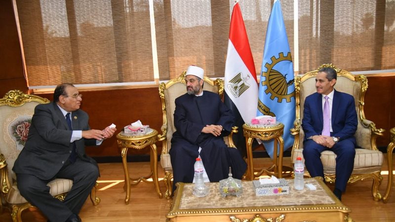 محافظ الغربية يتابع
