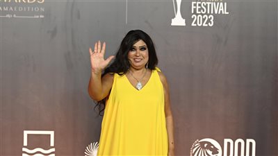 5 مواه لـ فيفي عبده على ريد كاربت حفل مهرجان القاهرة للدراما