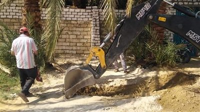 إزالة 34 مخالفة استخدام مياه الشرب لري الزراعات في الخارجة بالوادي الجديد 