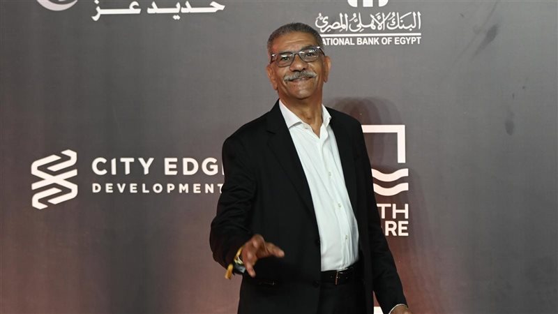 الفنان سيد رجب من