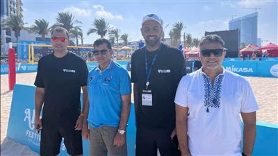 أشرف صبحي يشهد الجولة العالمية لبطولة كرة الطائرة الشاطئية ضمن مهرجان العلمين