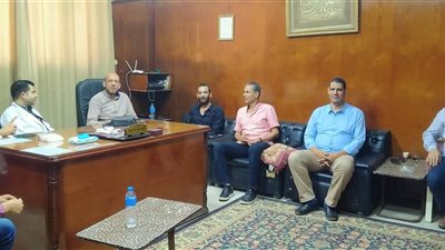 مدير إدارة المستشفيات بالشرقية يتابع سير العمل في 
