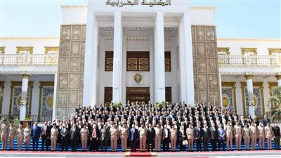 الأكاديمية العسكرية المصرية تحتفل بتخريج دورات جديدة من العاملين بوزارة النقل 