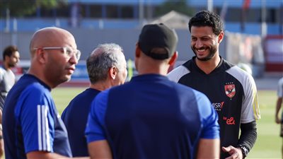الأهلي يواصل تدريباته استعدادا لانطلاق الموسم الجديد (صور)