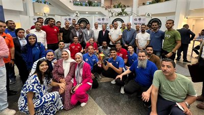 أشرف صبحي يشهد ختام بطولة الجمهورية للدارتس بنادي النادي 