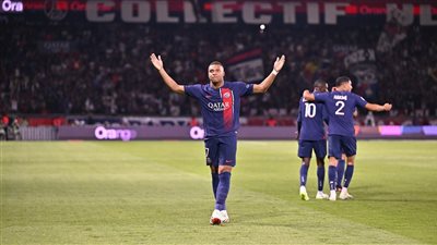 بتوقيع مبابي، باريس سان جيرمان يهزم لانس بثلاثية في الدوري الفرنسي 