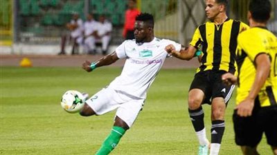 وكيل إيزي ايميكا: لا توجد توجد مفاوضات لتجديد عفد اللاعب مع المصري