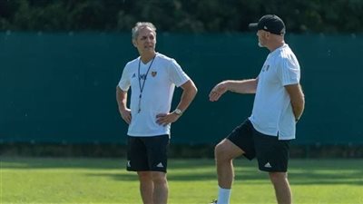 تدريبات خاصة من كارلوس بيرنجير لثلاثي الأهلي