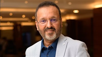 وحيد الخان يحيي حفل ختام مهرجان روزا خوتور في روسيا 