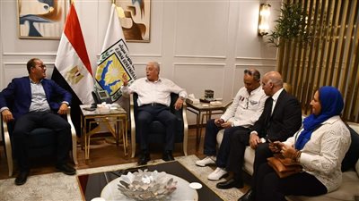 محافظ جنوب سيناء يترأس الاجتماع التنسيقي لمؤتمر البنوك الأسيوية