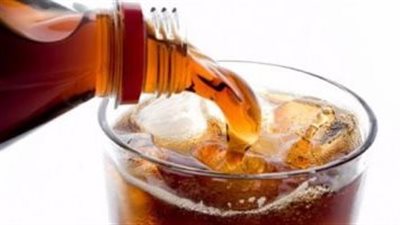 مخاطر المشروبات الغازية على الأطفال أقل من 5 سنوات 