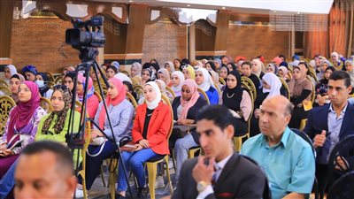 معهد محاماة القاهرة الكبرى يعقد محاضرتين لأعضاء الجدول العام (صور)