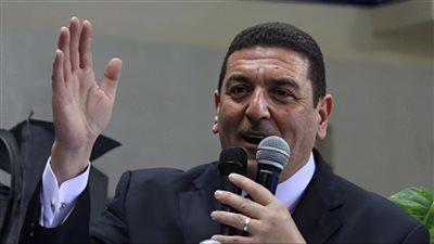 عماد البناني: لا أنتمي للأهلي سواء كعضو أو مشجع ولست متعصبا لأي نادٍ