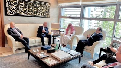 وفد فلسطيني يبحث آخر التطورات السياسية مع مساعدة وزير الخارجية الأمريكية