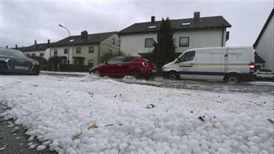 عاصفة ثلجية تضرب ولاية بافاريا وتسبب أضرارا جسيمة (صور)