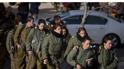 منع المجندات من الغناء في قاعدة للجيش الإسرائيلي بسبب جنود متدينين