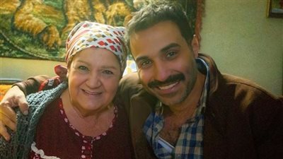  إشادات بأداء ميمي جمال في مسلسل سفاح الجيزة