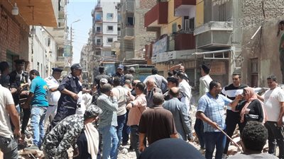 استخراج جثة شخص ونجله من عقار الإسماعيلية النهار (فيديو وصور) 