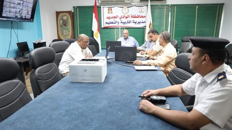 غرفة عمليات تعليم
