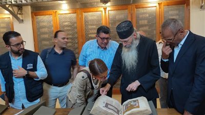 مدير المكتب الإقليمي لليونسكو بالقاهرة يزور آثار سانت كاترين