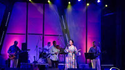 حفل مميز لفريق 