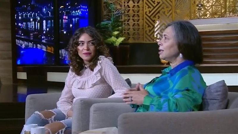 الفنانة لبنى ونس،