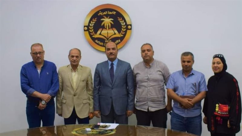 رئيس جامعة العريش