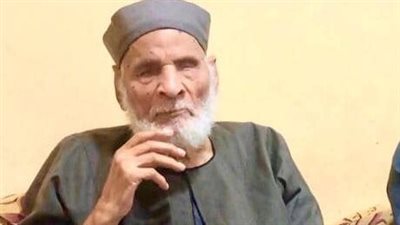 الشيخ محمد الطواب، حكاية رحيل صاحب أعلى سند بالقرآن الكريم في القراءات الأربع الشواذ، ولد كفيفًا ولم يلتحق بالأزهر وتفرد في مجاله