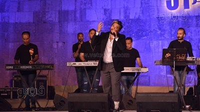مصطفى حجاج يتألق على مسرح مهرجان القلعة (صور)