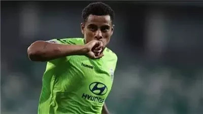 انفراجة في صفقة انضمام سوزا للأهلي، وهذا موقف ناديه جونبوك هيونداي 