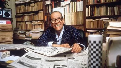 روايات نجيب محفوظ على خشبة المسرح، أبرزها أفراح القبة وزقاق المدق (صور)