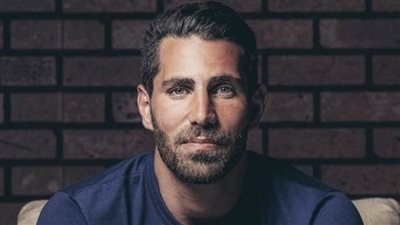 عزيز مرقة وماريمبا نسمة عبد العزيز بمهرجان القلعة للموسيقى والغناء الجمعة المقبل 