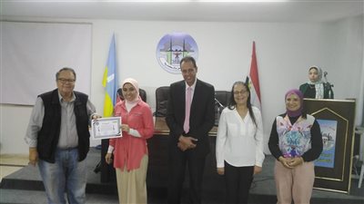 وزارة العمل: توفير فرص عمل وتخريج دفعة جديدة مدربة على تصنيع الأسماك بالإسكندرية